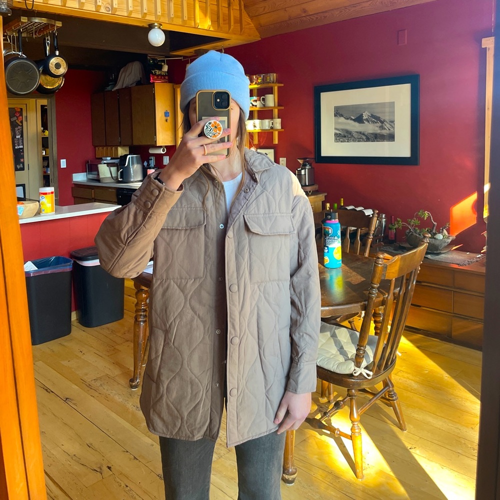 Tan quilted spring/fall jacket
